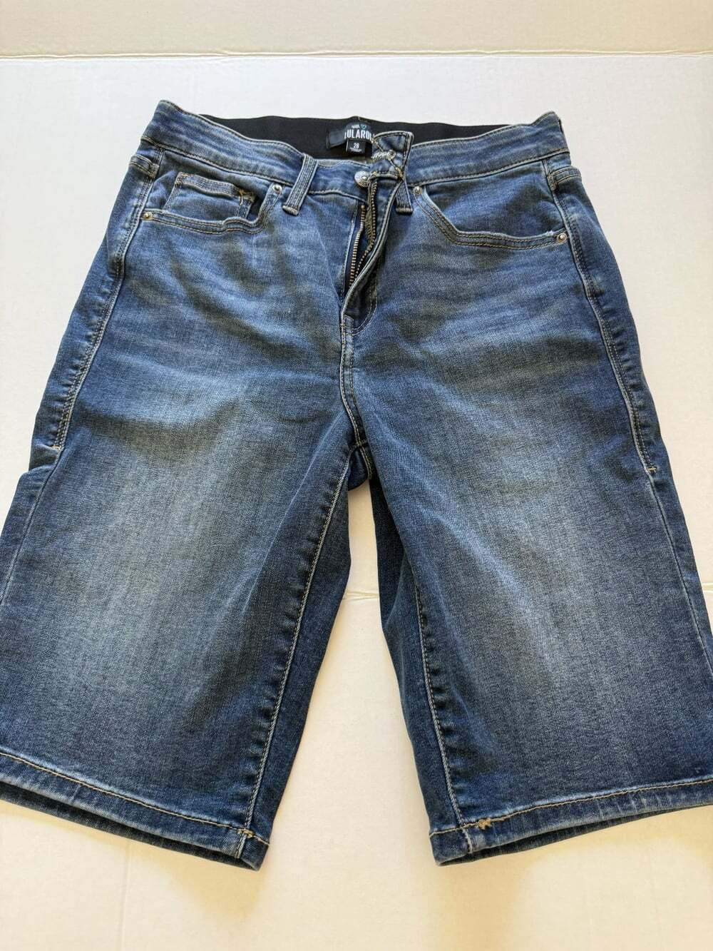 LuLaRoe Womens 28 Denim Bermuda Shorts Blue Jean Knee Length Comfort Waist